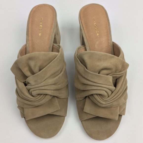 Halogen Farrah Taupe Suede Sandal Size 8.5 - Picture 4 of 11